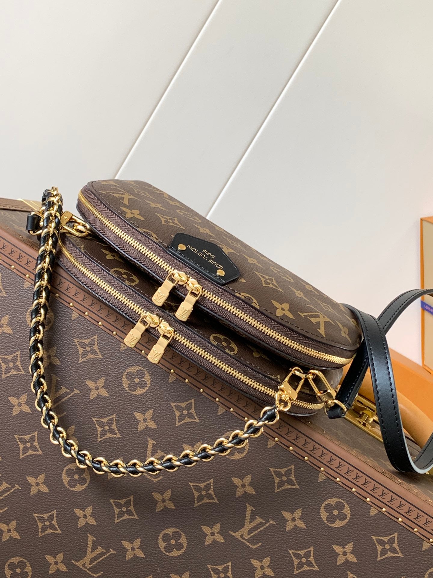 LOUIS VUITTON - BE ALMA - MONOGRAM CANVAS