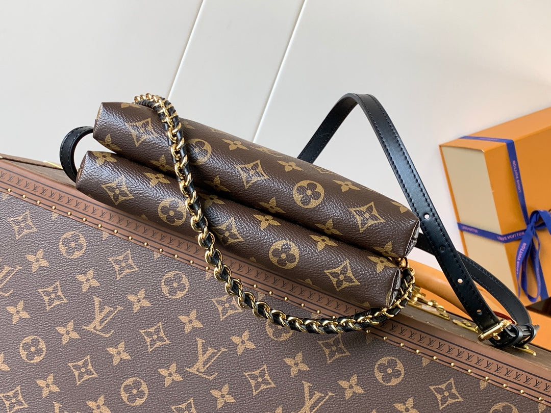 LOUIS VUITTON - BE ALMA - MONOGRAM CANVAS