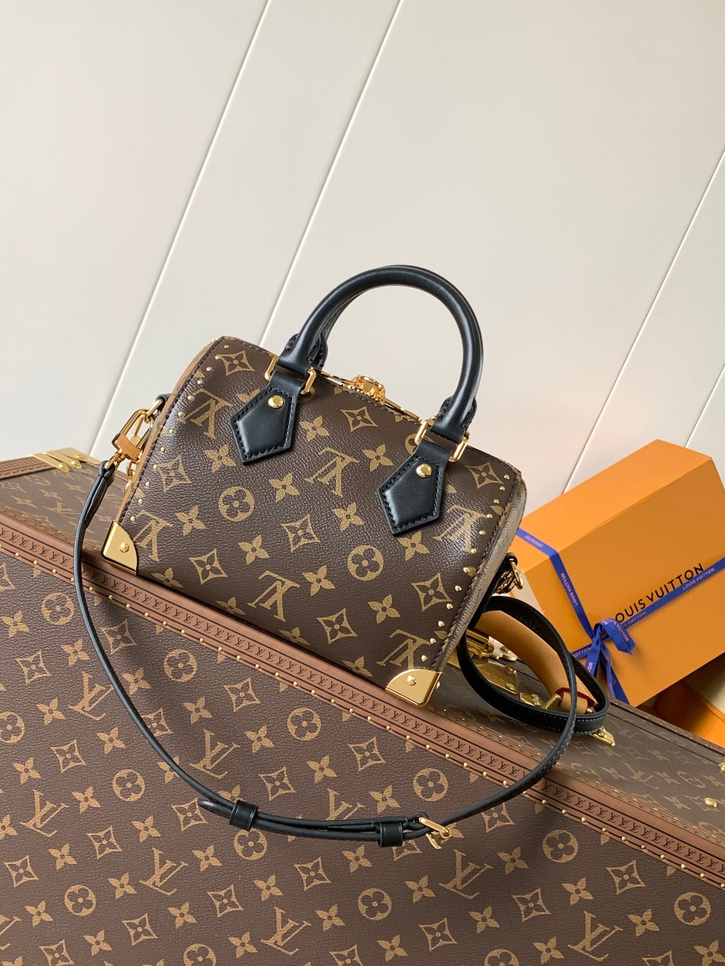 LOUIS VUITTON - SPEEDY TRUNK 20 - MONOGRAM CANVAS