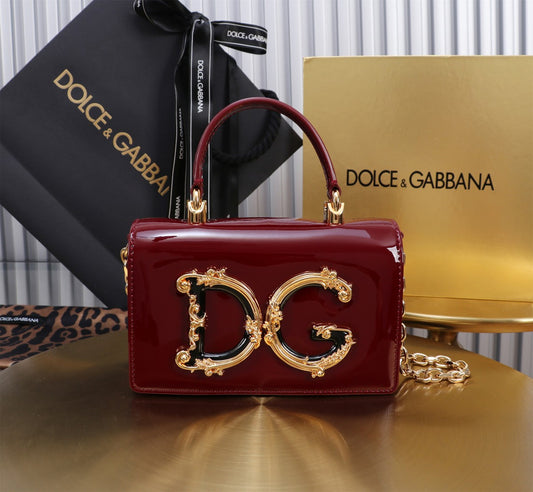 DOLCE & GABBANA