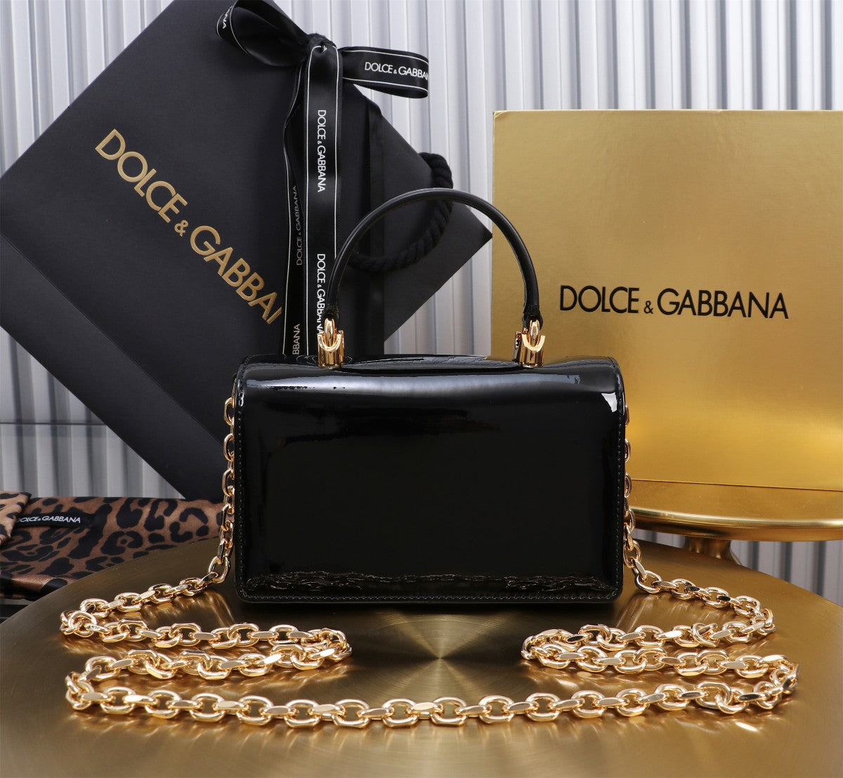 DOLCE & GABBANA