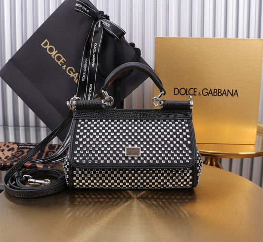 DOLCE & GABBANA