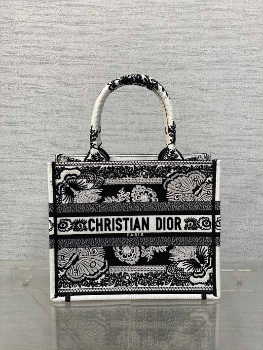 DIOR - BOOK TOTE