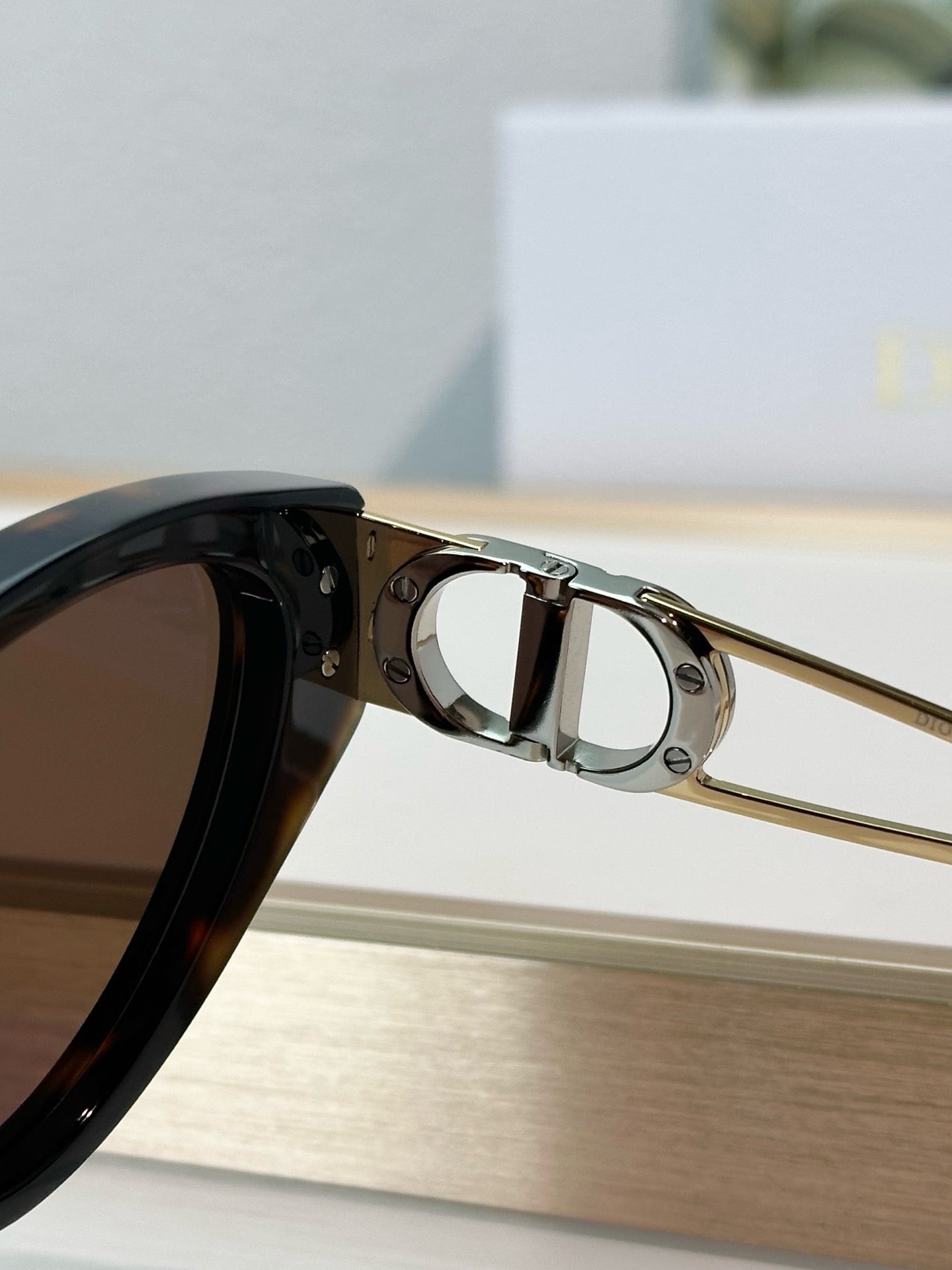 DIOR SUNGLASS - 30MONTAIGNE - B6I