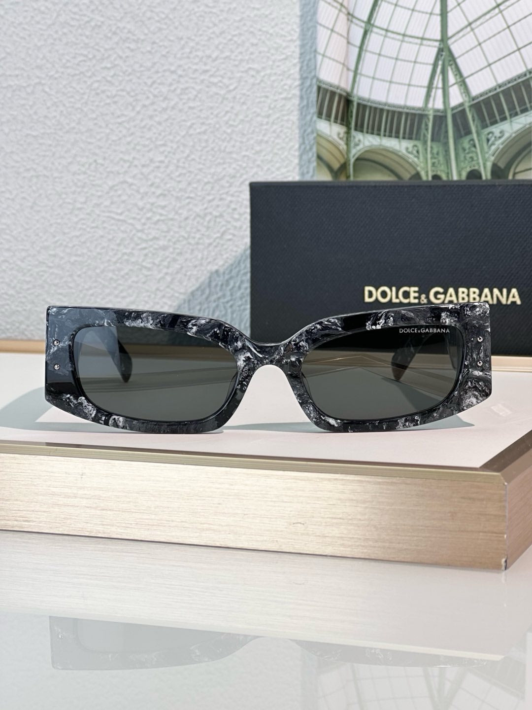 DOLCE & GABBANA SUNGLASS - DG4479