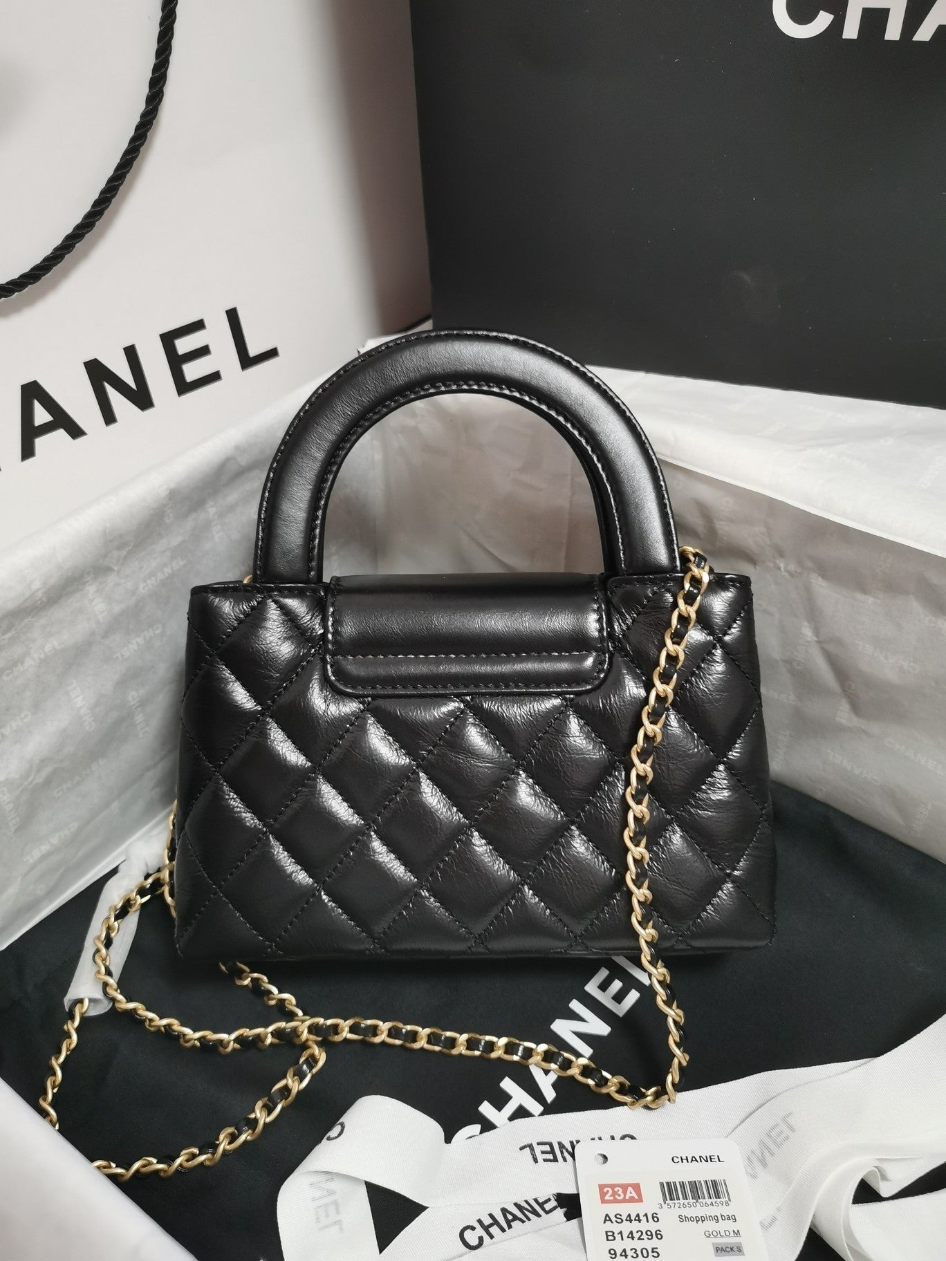 CHANEL - KELLY SHOPPER - BAG - BLACK