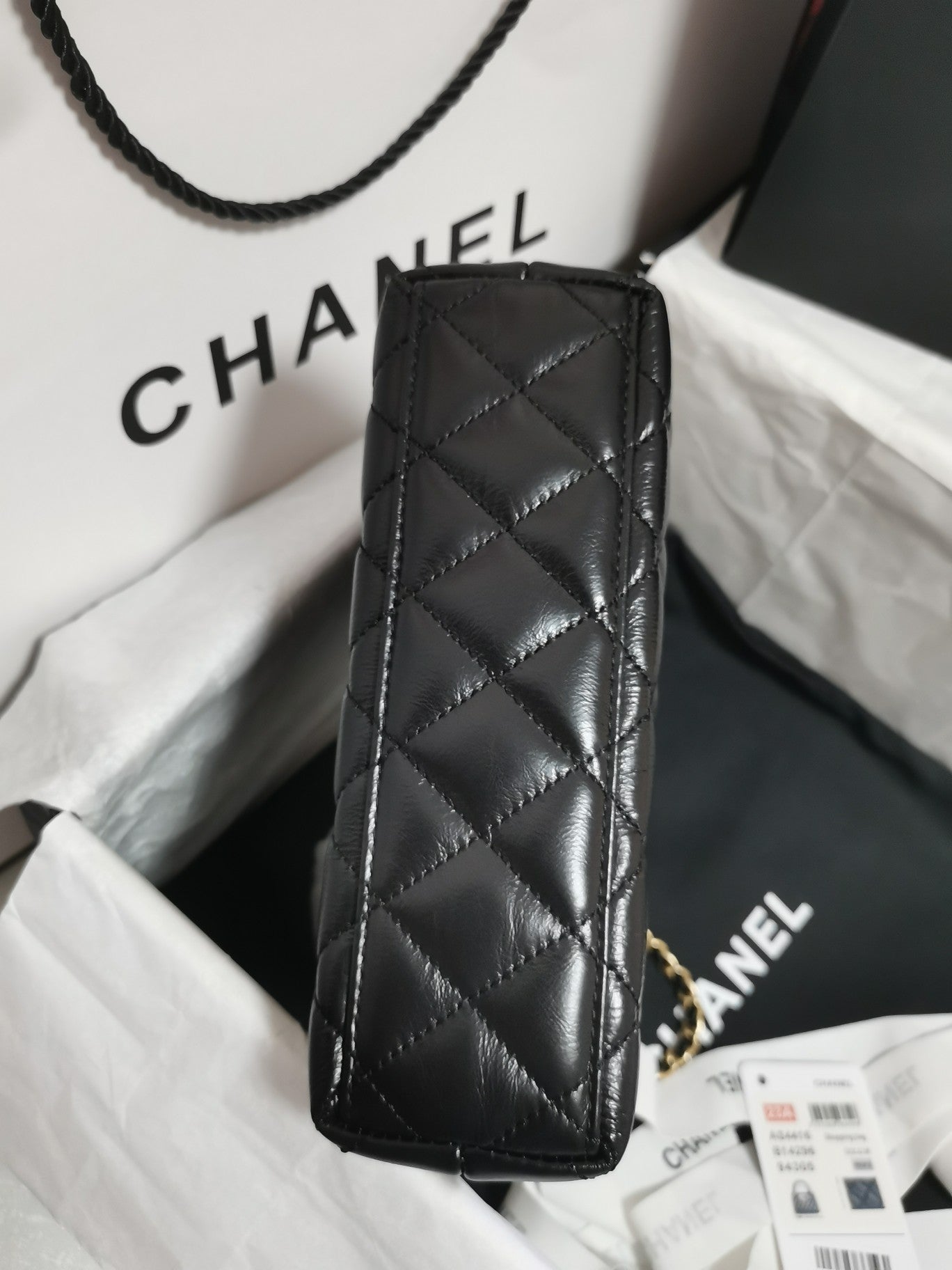 CHANEL - KELLY SHOPPER - BAG - BLACK